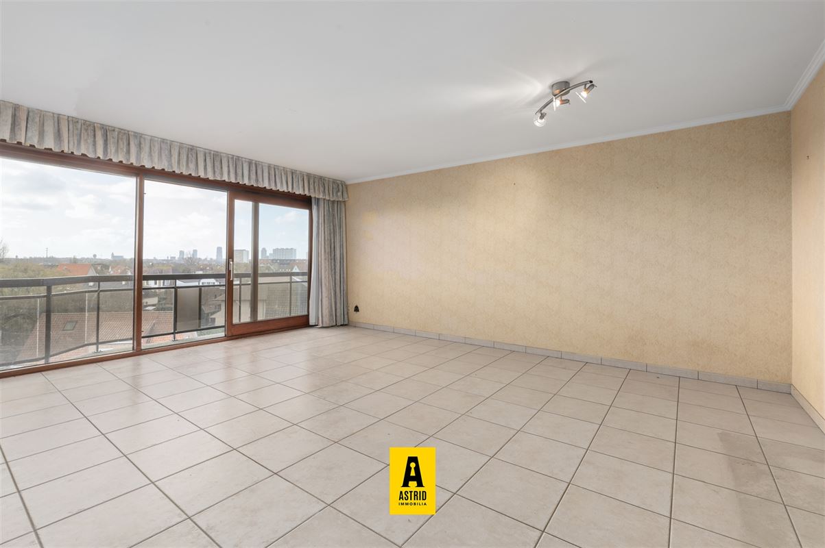 Ruim & zonnig 3-slpk-appartement met terras te Bredene!