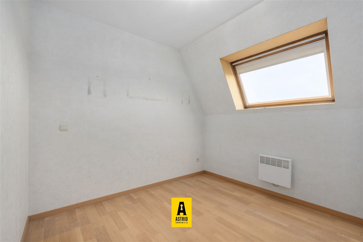 Ruim & zonnig 3-slpk-appartement met terras te Bredene!