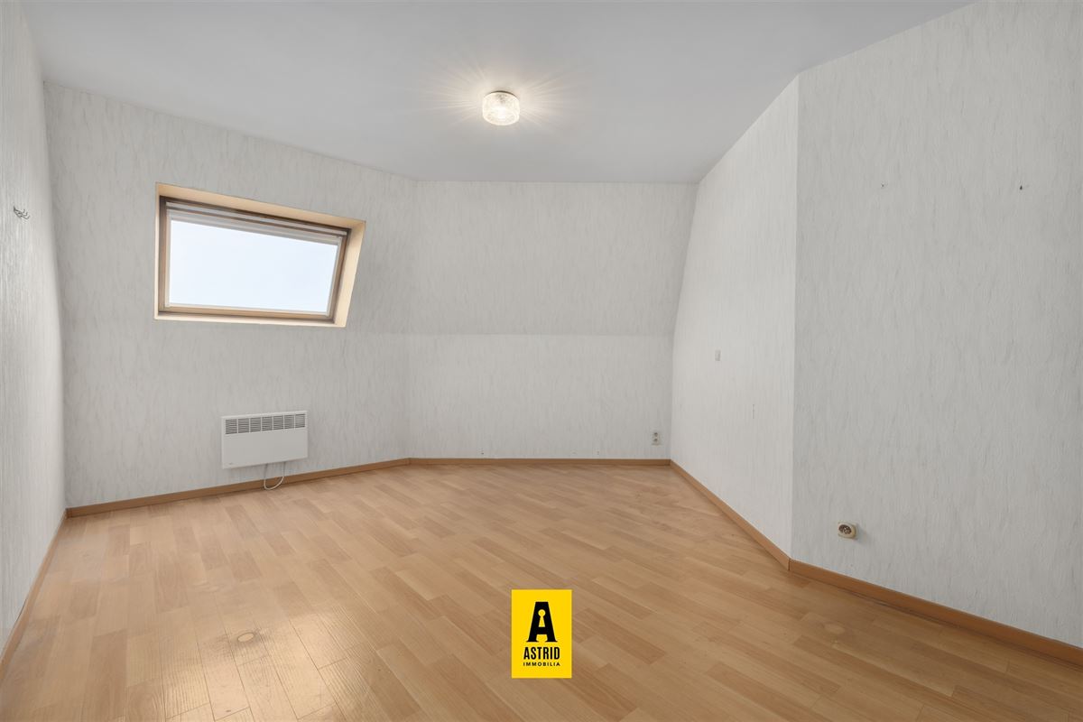 Ruim & zonnig 3-slpk-appartement met terras te Bredene!
