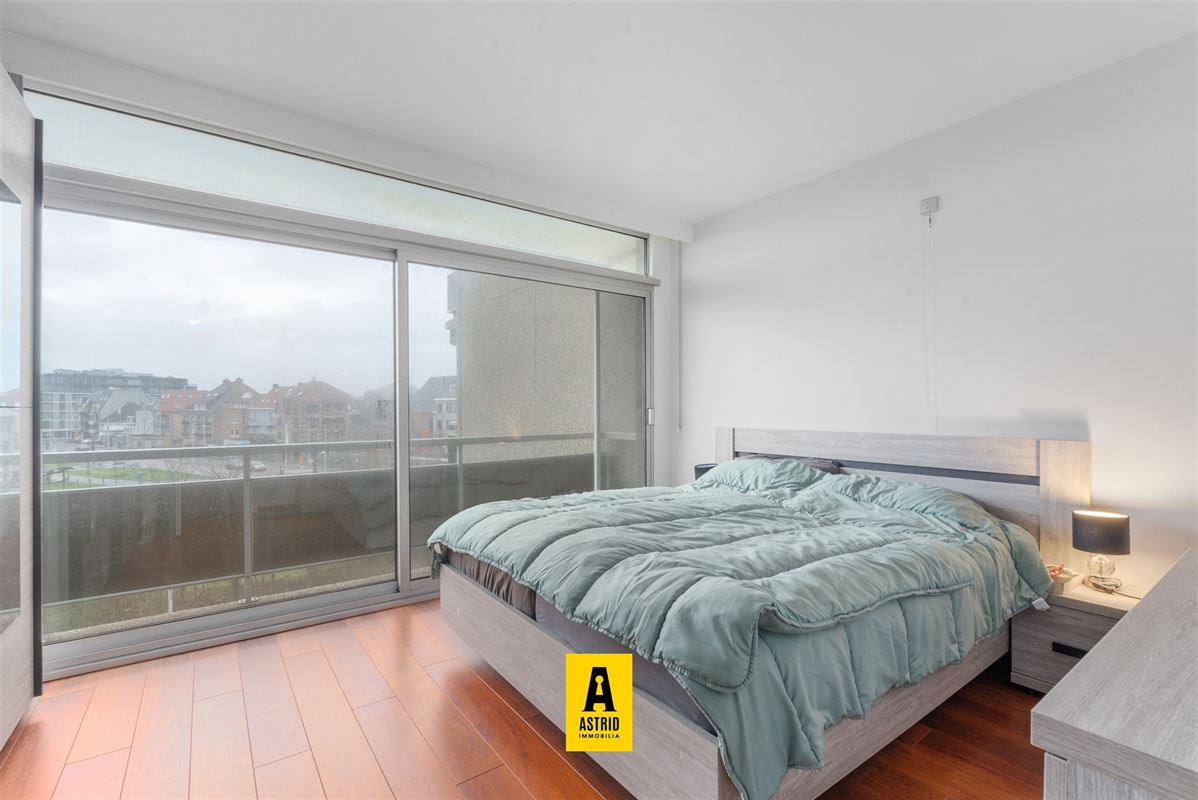 Ruim en zonnig appartement aan zee!