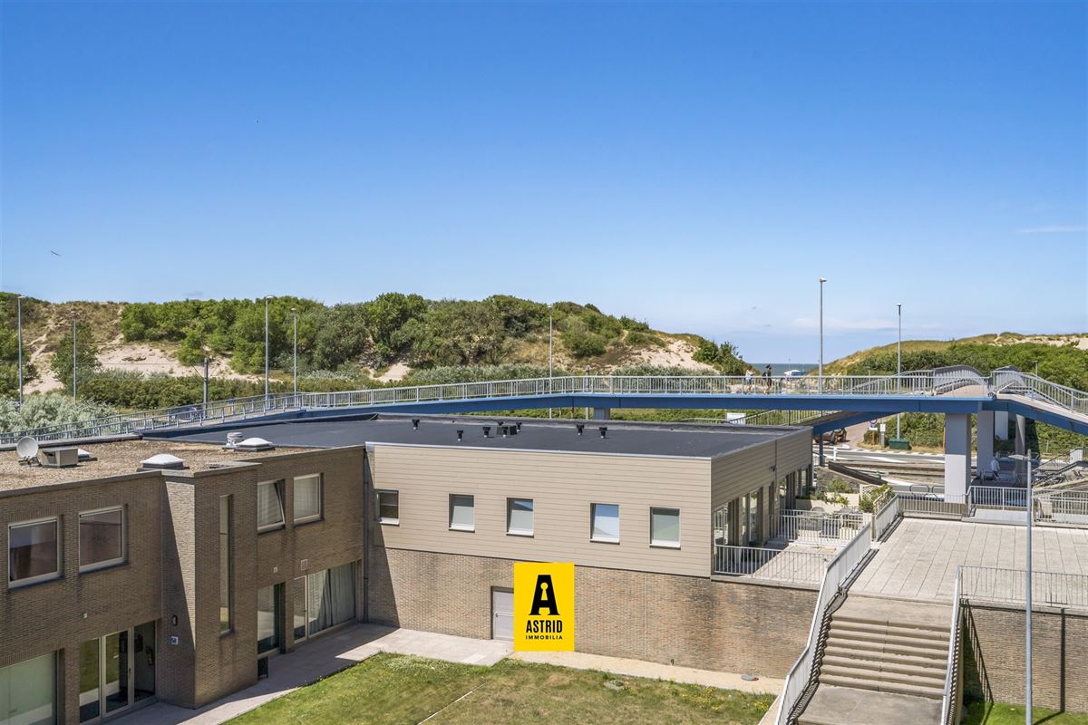 Ruim en zonnig appartement aan zee!