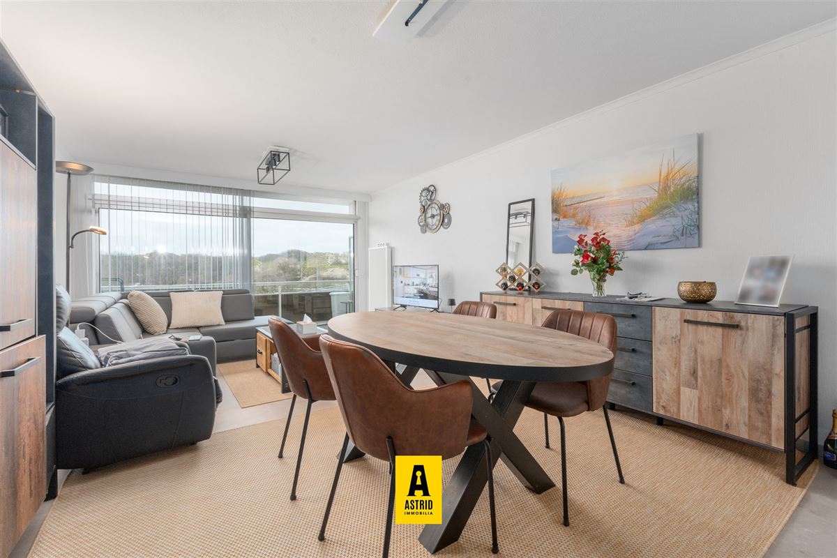 Ruim en zonnig appartement aan zee!