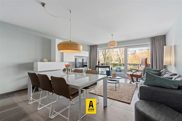 Leuk appartement met ruim terras!