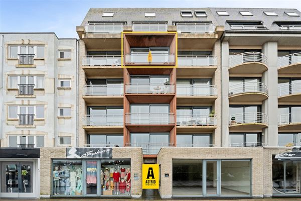 Studio met aparte slaaphoek op topligging!