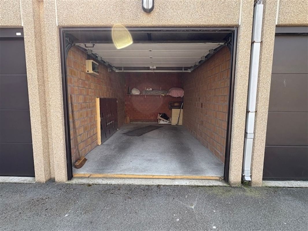 Gelijkvloerse garagebox