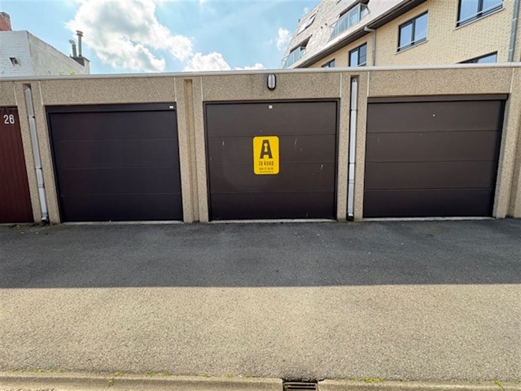 Gelijkvloerse garagebox