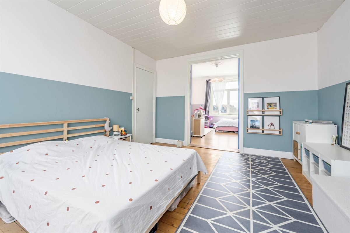 Statige herenwoning met karakter, ruimte en moderne luxe op toplocatie in Oostende