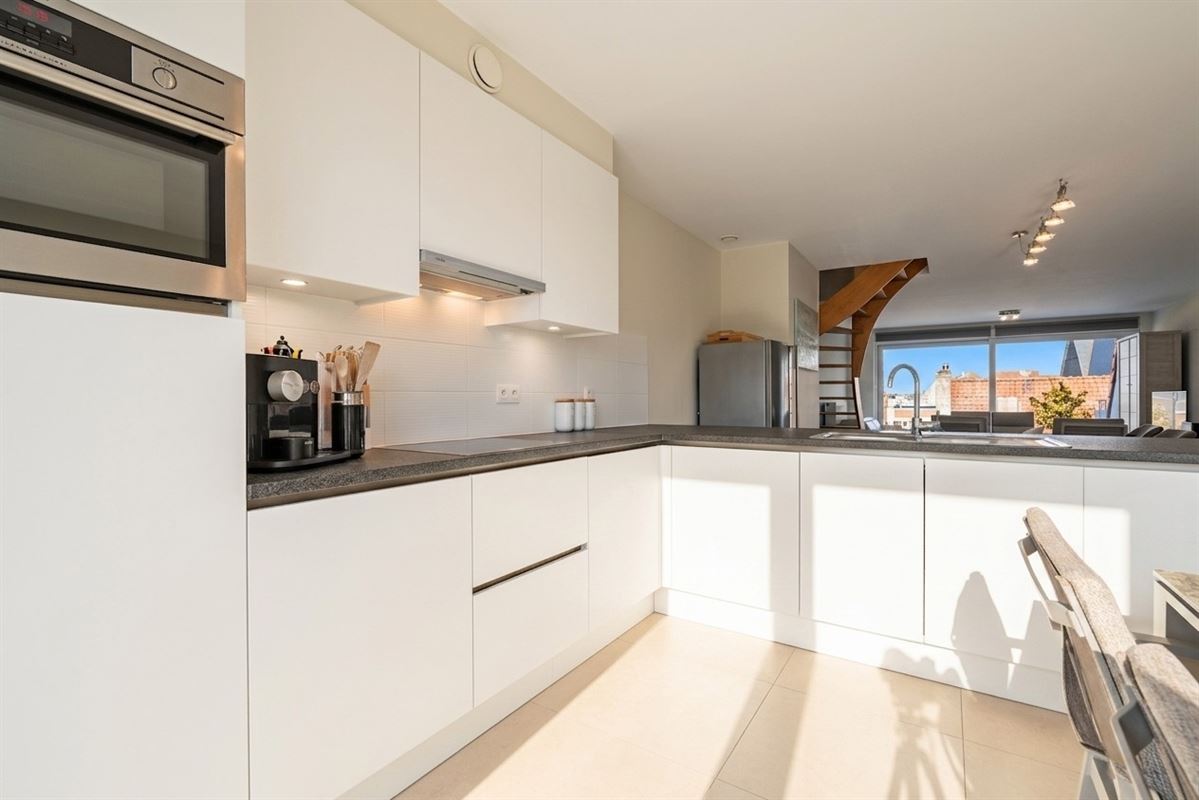 Duplex met 3 slaapkamers, 2 badkamers en zonnige terrassen