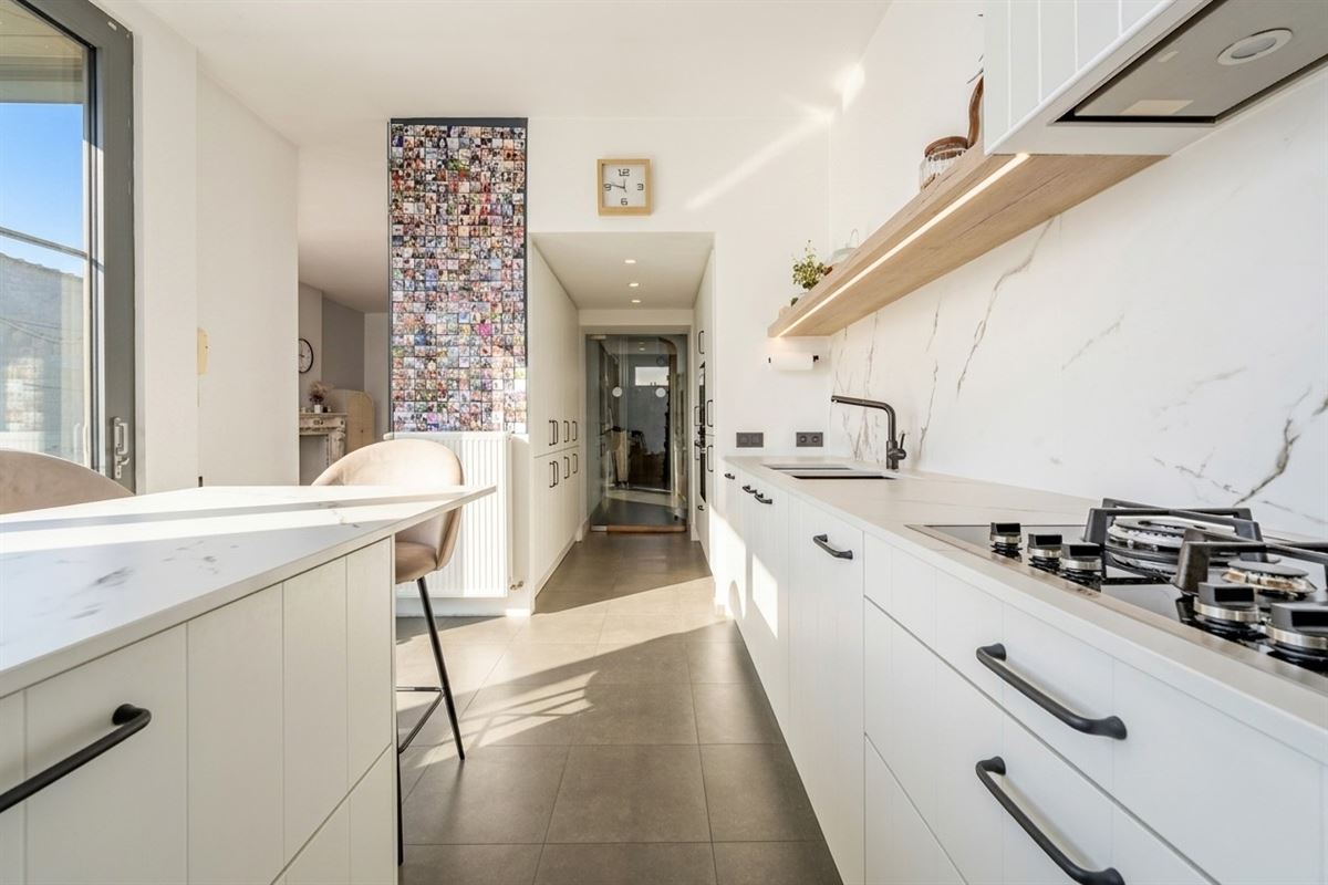 Statige herenwoning met karakter, ruimte en moderne luxe op toplocatie in Oostende