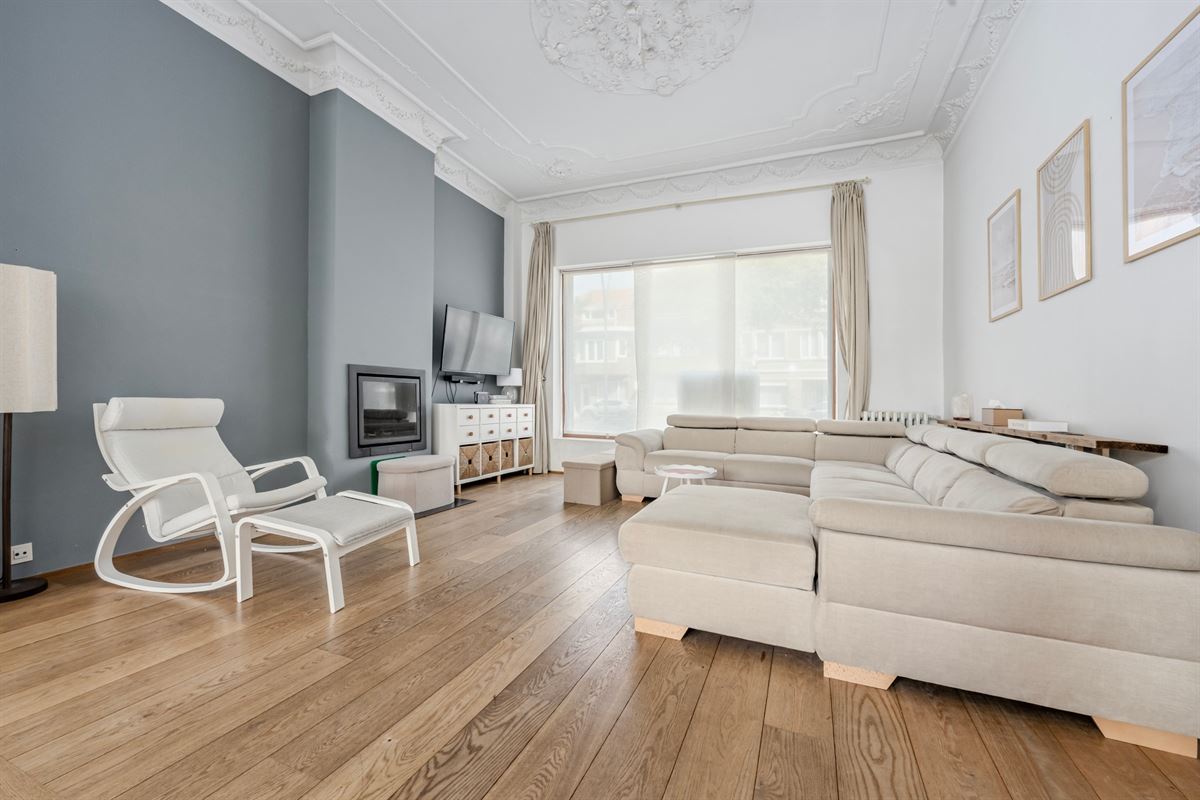 Statige herenwoning met karakter, ruimte en moderne luxe op toplocatie in Oostende