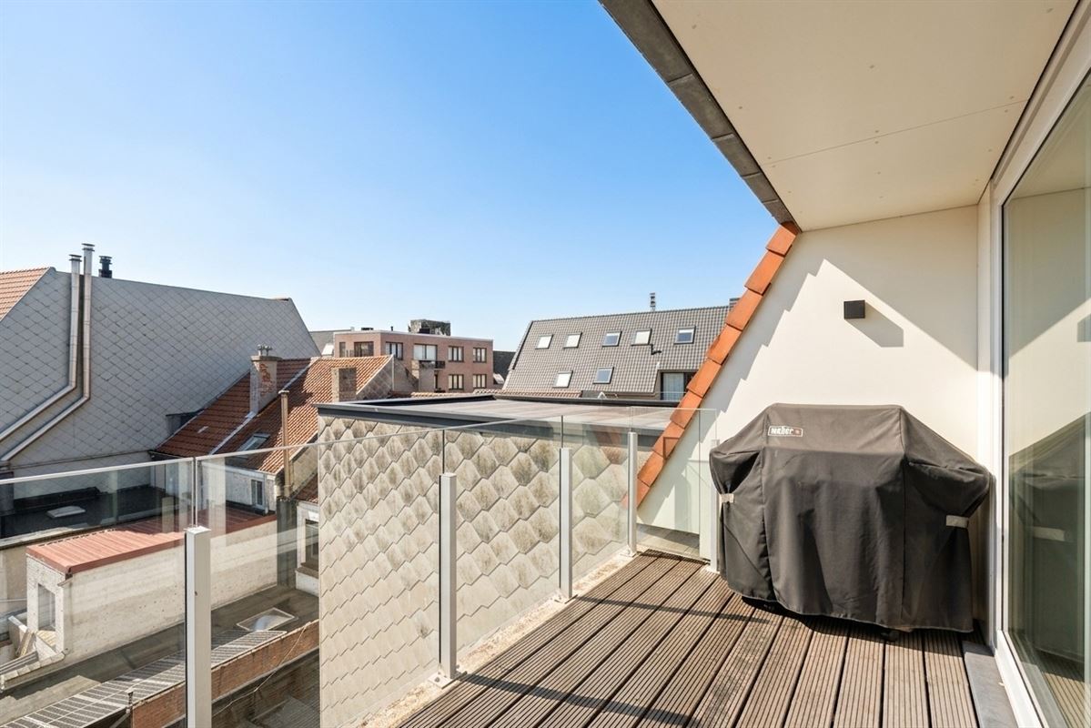Duplex met 3 slaapkamers, 2 badkamers en zonnige terrassen