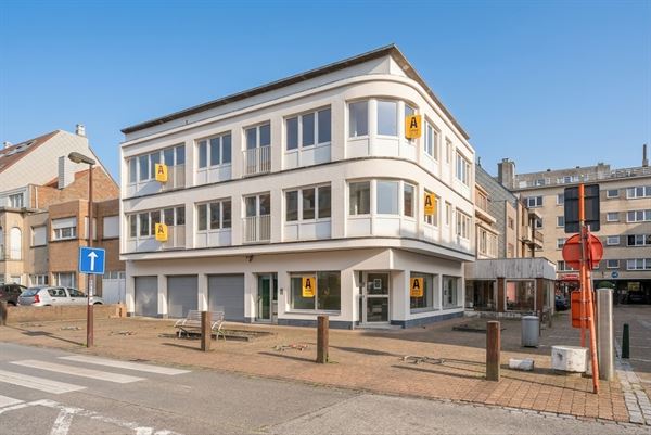 Zonnig handelsgelijkvloers met mogelijk ruime zonneterrassen!