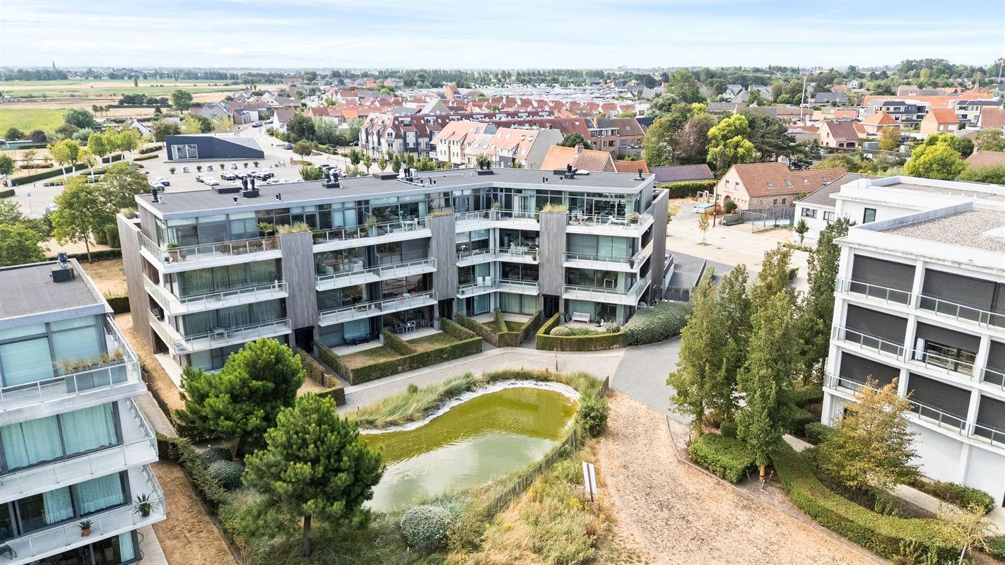 LICHTRIJK APPARTEMENT MET TWEE TERRASSEN