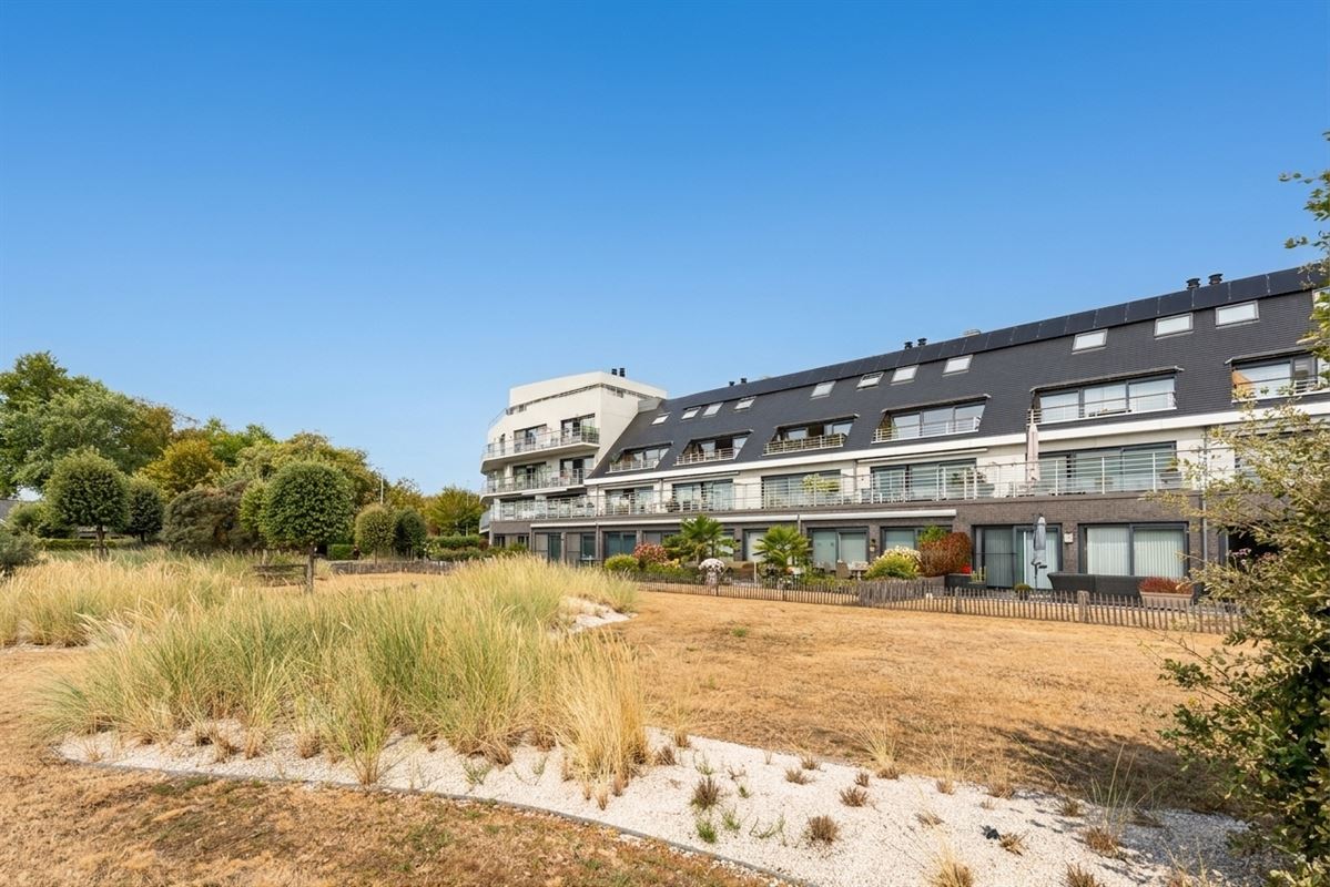 Ruim duplexappartement vlak bij zee