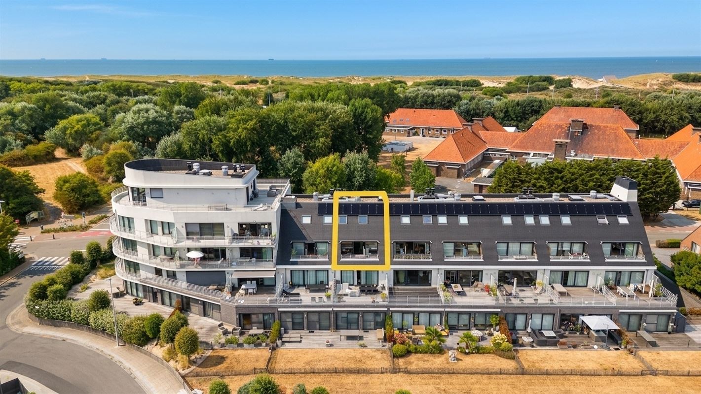 Ruim duplexappartement vlak bij zee