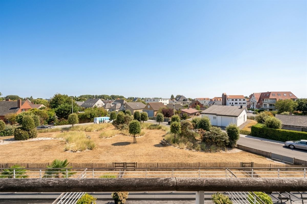 Ruim duplexappartement vlak bij zee