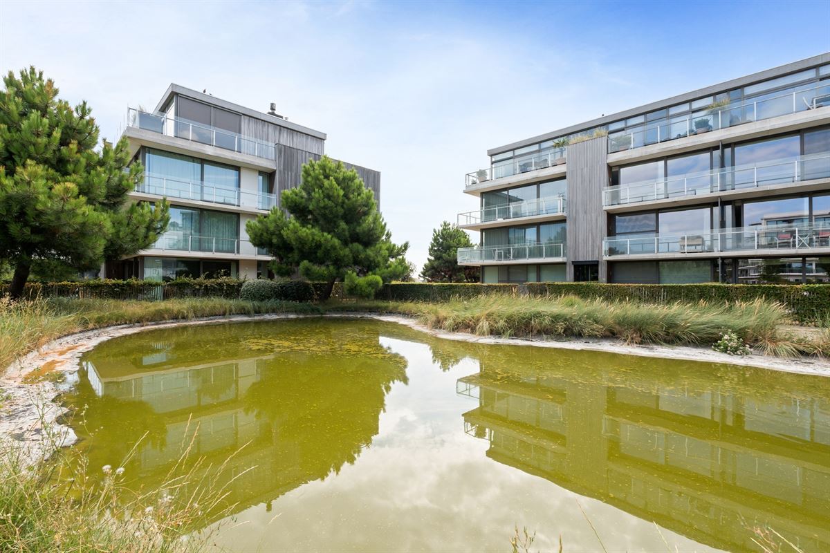 LICHTRIJK APPARTEMENT MET TWEE TERRASSEN