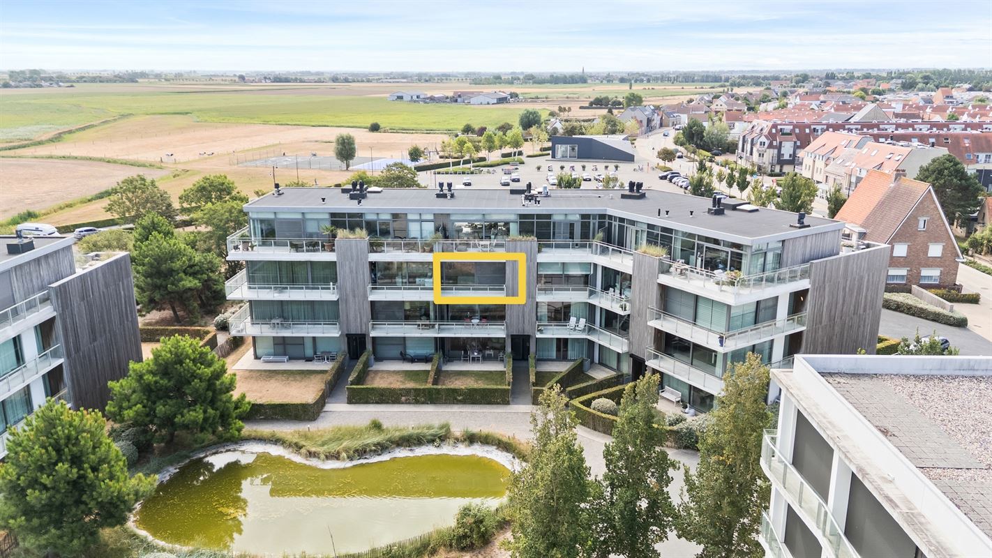 LICHTRIJK APPARTEMENT MET TWEE TERRASSEN