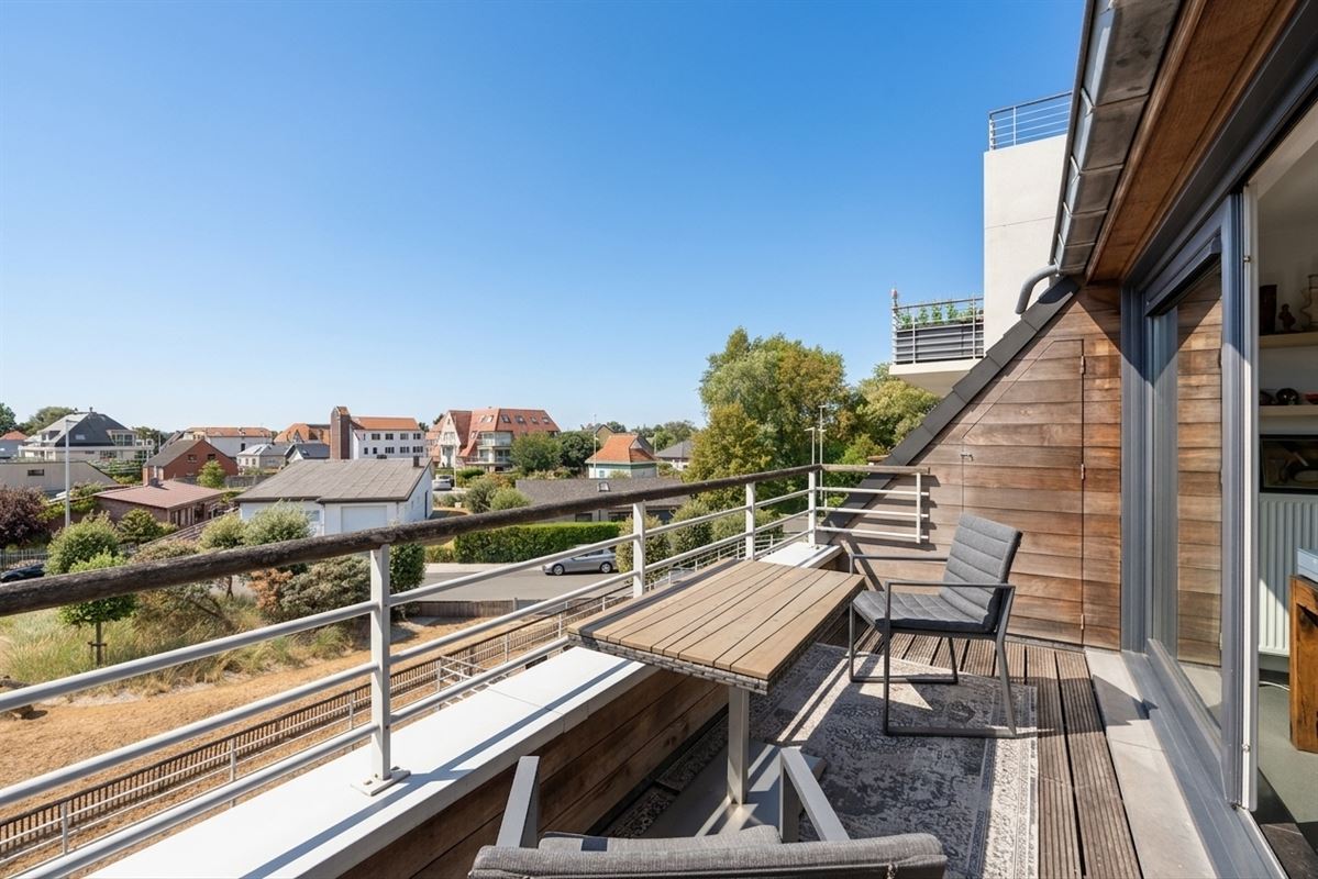 Ruim duplexappartement vlak bij zee