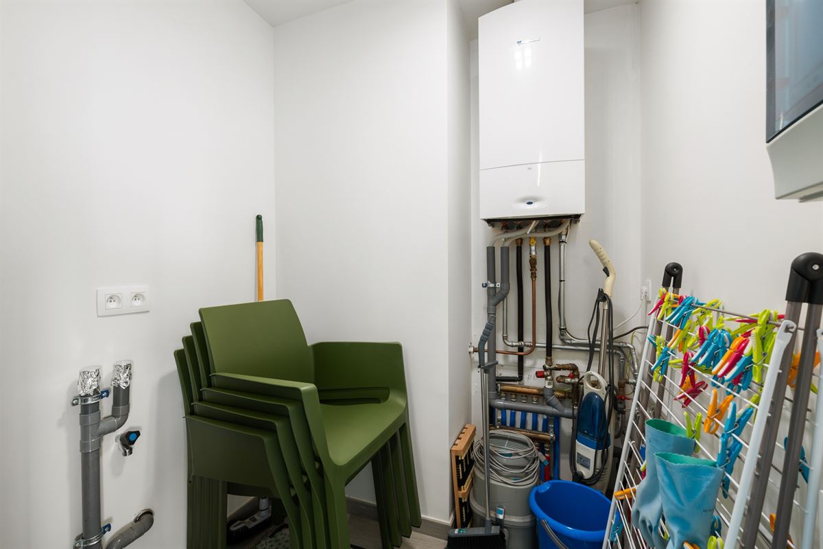 LICHTRIJK APPARTEMENT MET TWEE TERRASSEN