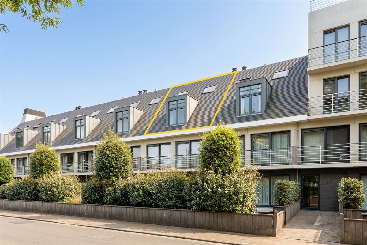 Ruim duplexappartement vlak bij zee