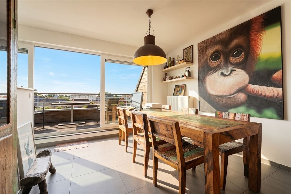 Ruim duplexappartement vlak bij zee