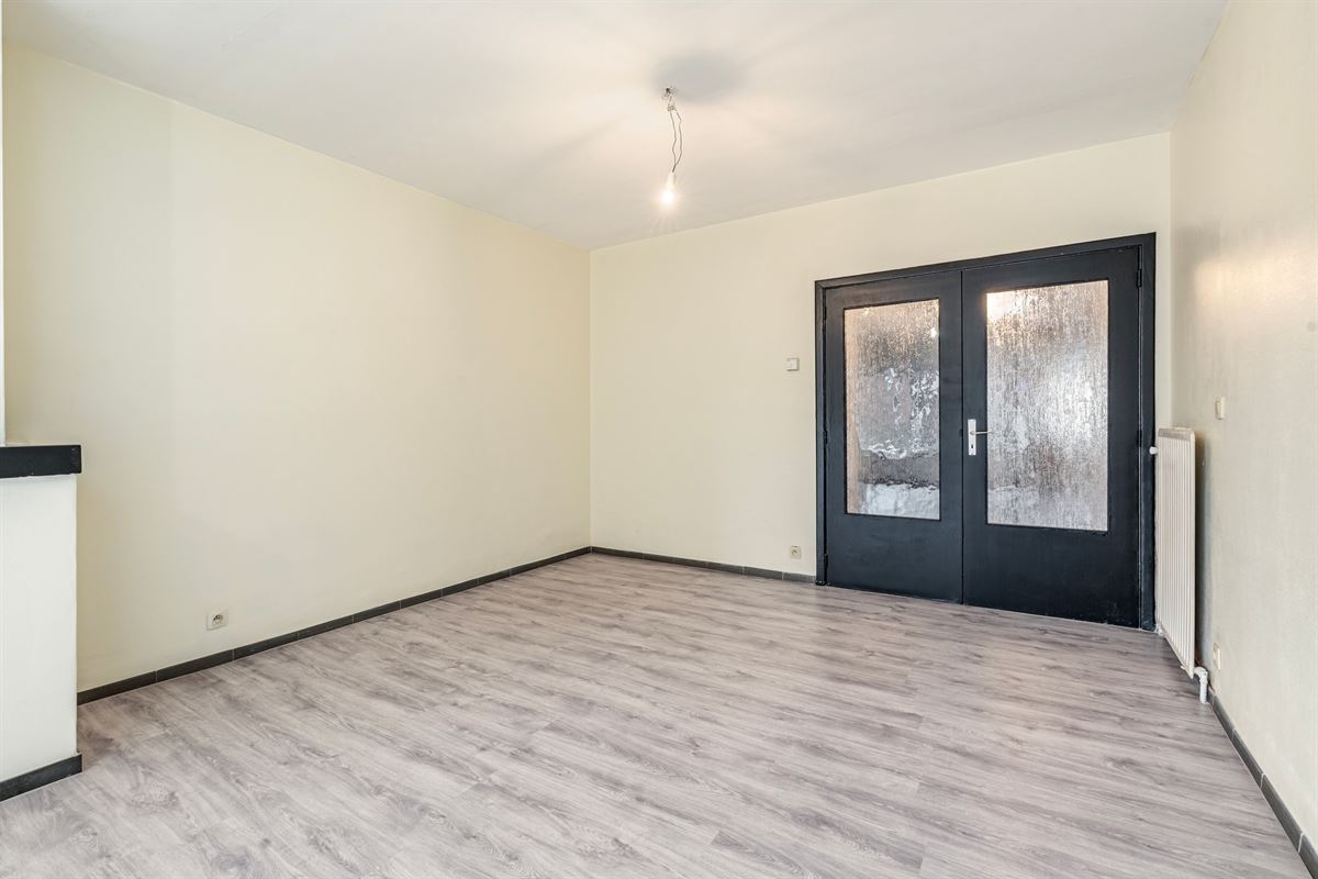 Instapklaar gelijkvloers appartement aan zee!