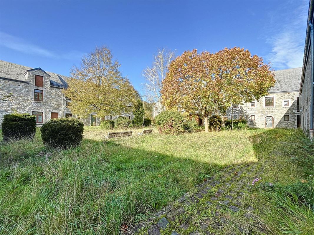 Karakteristieke investeringsgebouwen die moeten worden gerenoveerd (12 potentiële woningen) in Hargimont