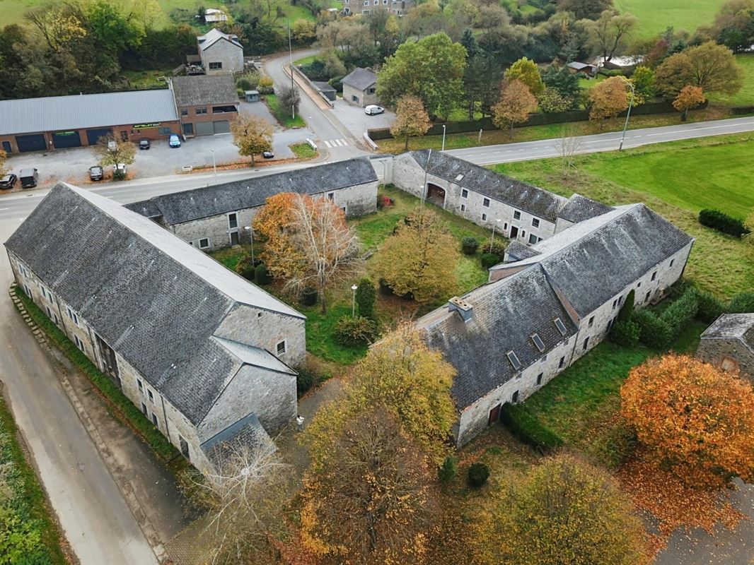 Karakteristieke investeringsgebouwen die moeten worden gerenoveerd (12 potentiële woningen) in Hargimont