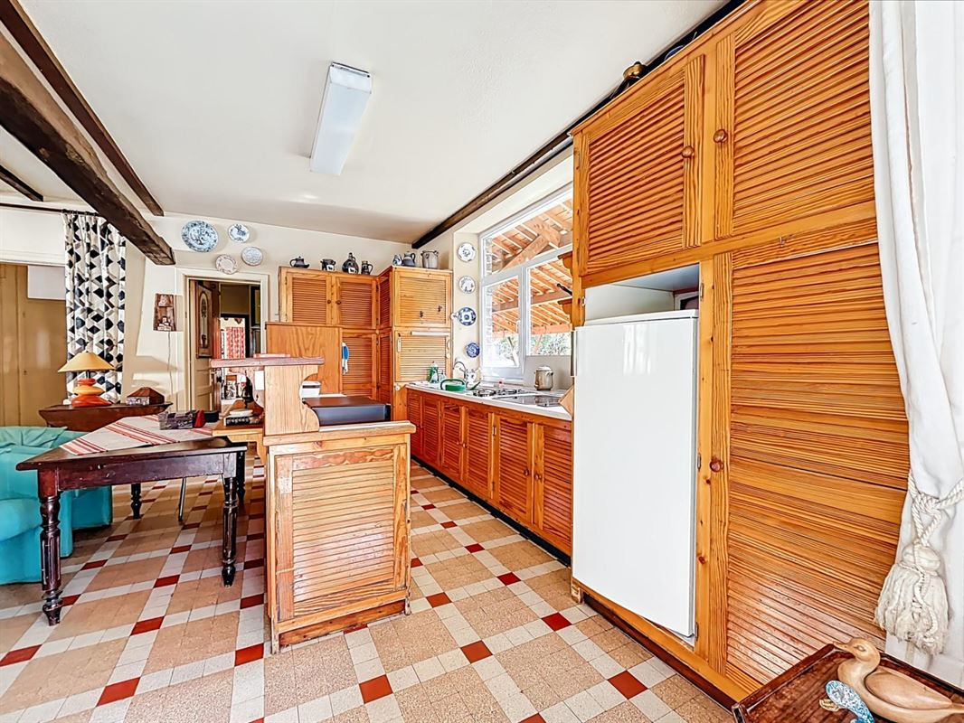 Beleggingspand in La Roche-en-Ardenne - 3 units, kantoorruimte en unit voor vrije beroepen