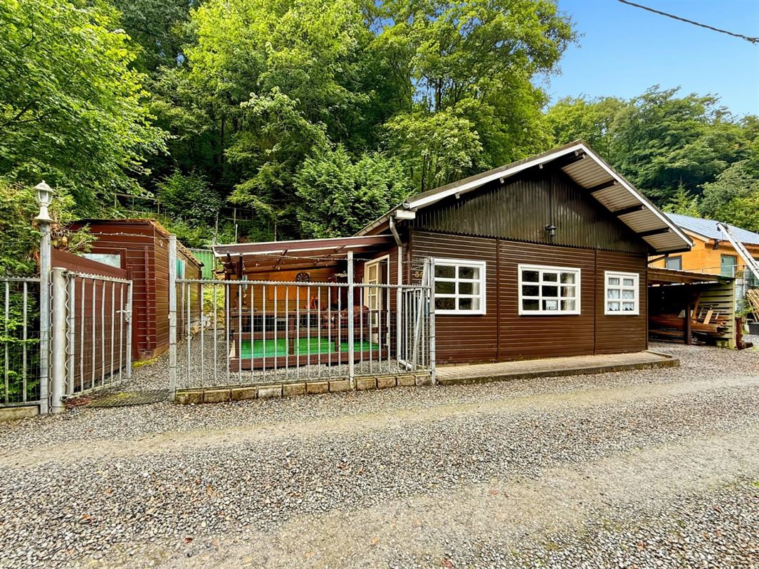 Chalet met 2 slaapkamers aan de oevers van de Ourthe in Nisramont