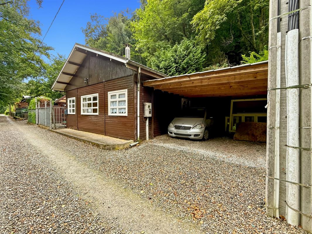 Chalet met 2 slaapkamers aan de oevers van de Ourthe in Nisramont