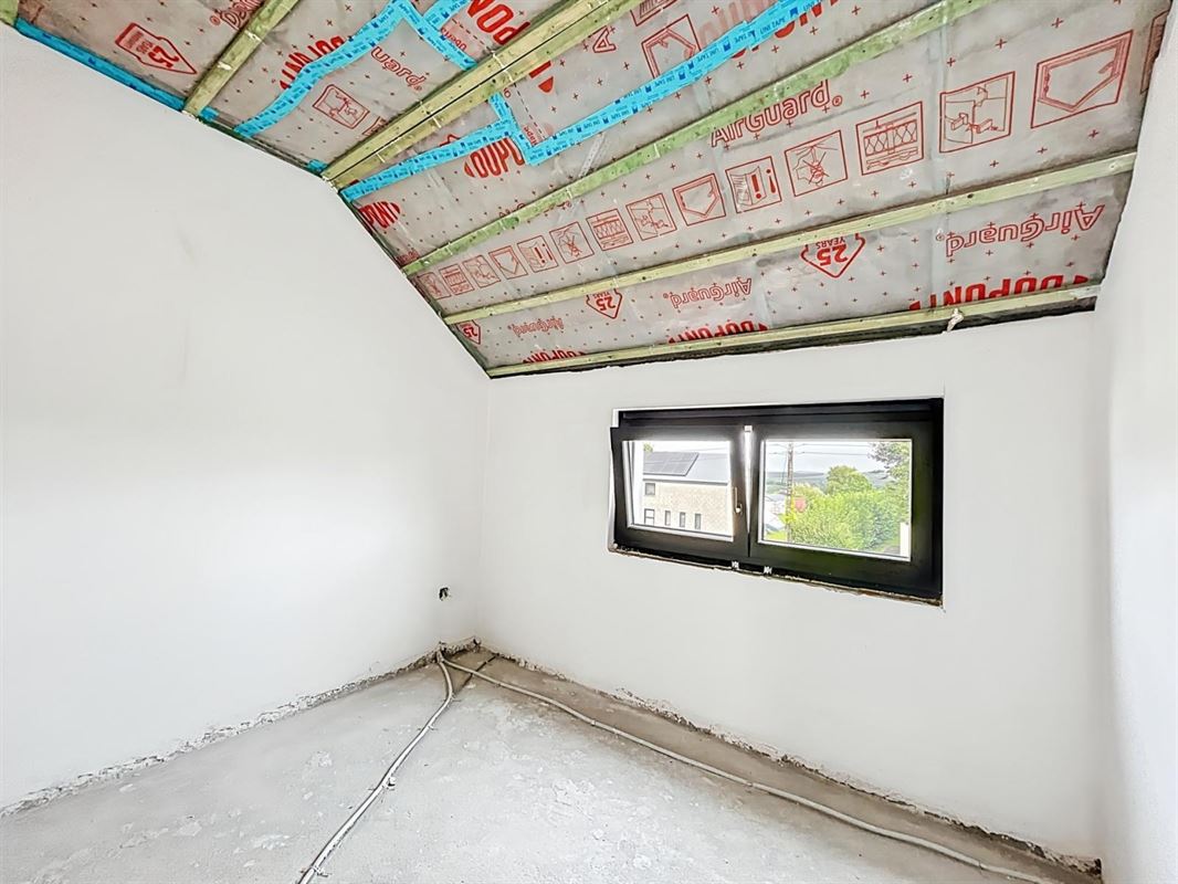 Gesloten ruwbouw in Bonnerue (Houffalize). Verkocht onder het btw-regime van 21%.