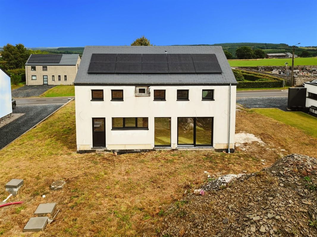 Gesloten ruwbouw in Bonnerue (Houffalize). Verkocht onder het btw-regime van 21%.