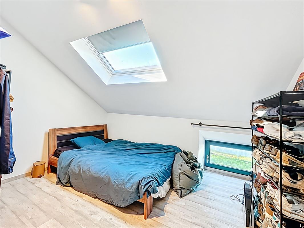 2 slaapkamer huis te Ny
