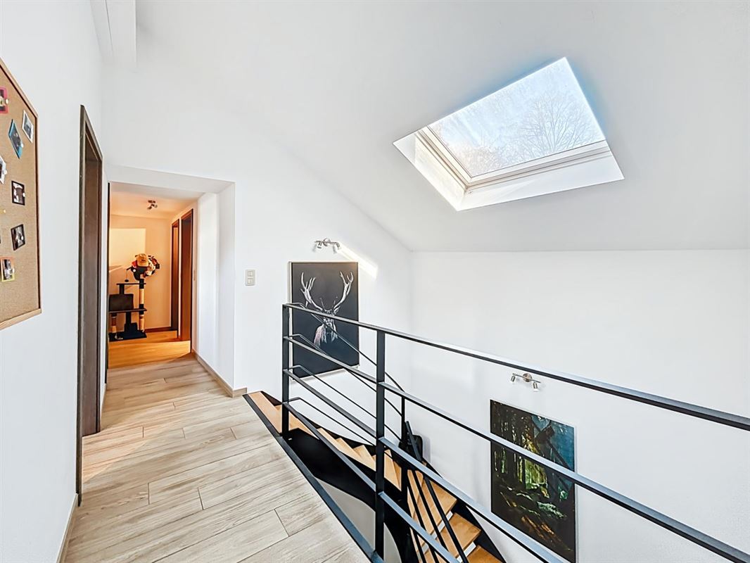 2 slaapkamer huis te Ny