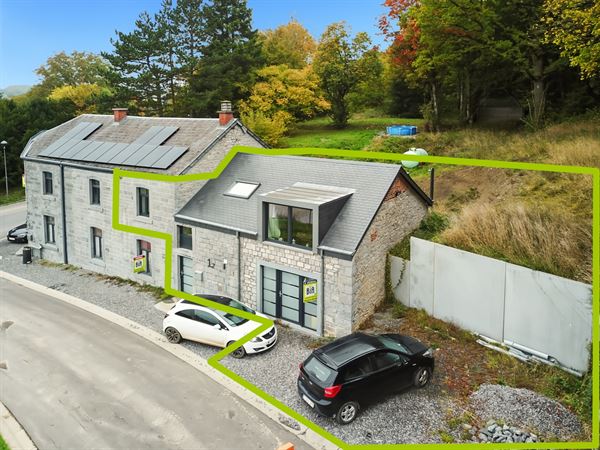 2 slaapkamer huis te Ny