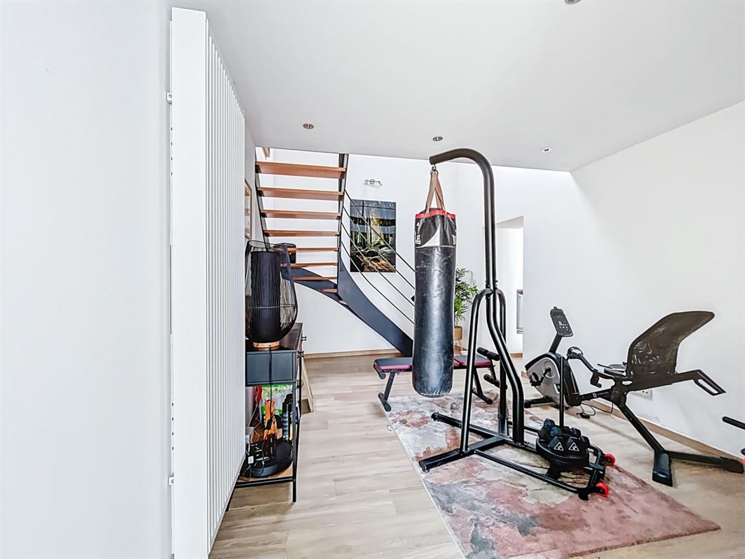 2 slaapkamer huis te Ny
