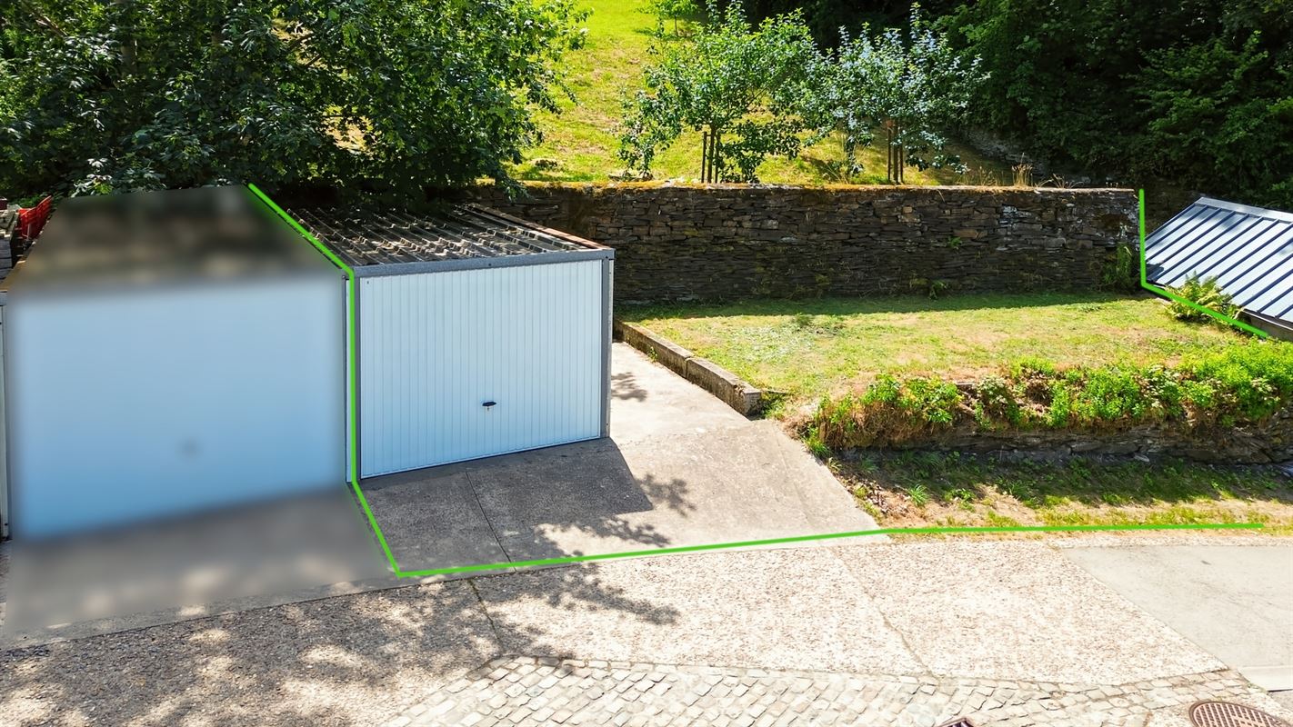 Garage + terrain