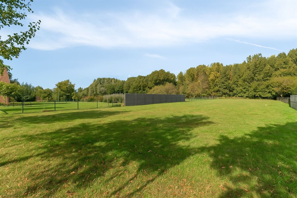Bouwgrond halfopen bebouwing in Wolvertem
