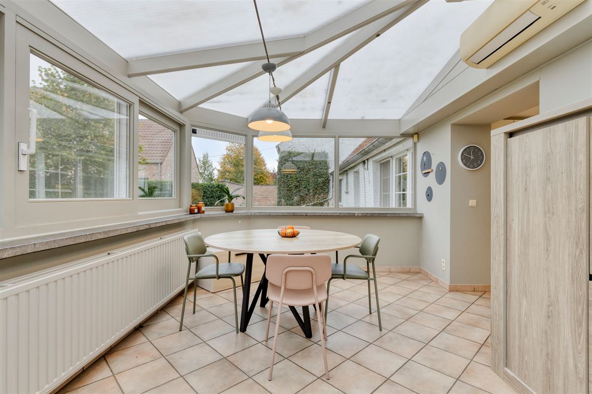 Karaktervolle Hoeve met 5 Slaapkamers in Merchtem