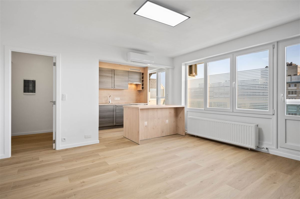 Volledig gerenoveerd appartement met 2 slaapkamers in Anderlecht