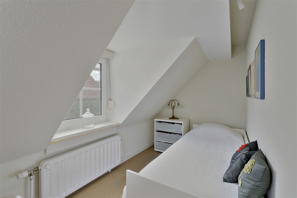 Karaktervolle Hoeve met 5 Slaapkamers in Merchtem