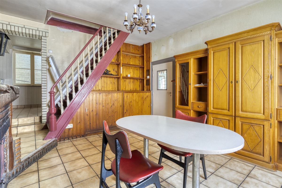 Karaktervolle Woning in het Centrum van Brussegem!
