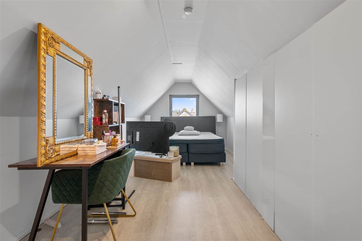 Charmante maison mitoyenne avec 4 chambres et jardin