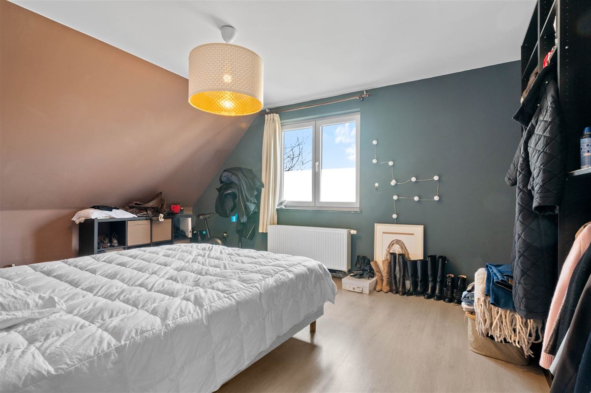 Charmante maison mitoyenne avec 4 chambres et jardin