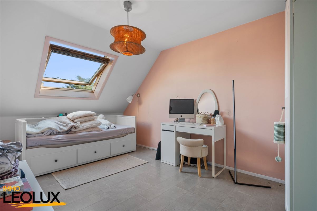 Charmante maison mitoyenne avec 4 chambres et jardin