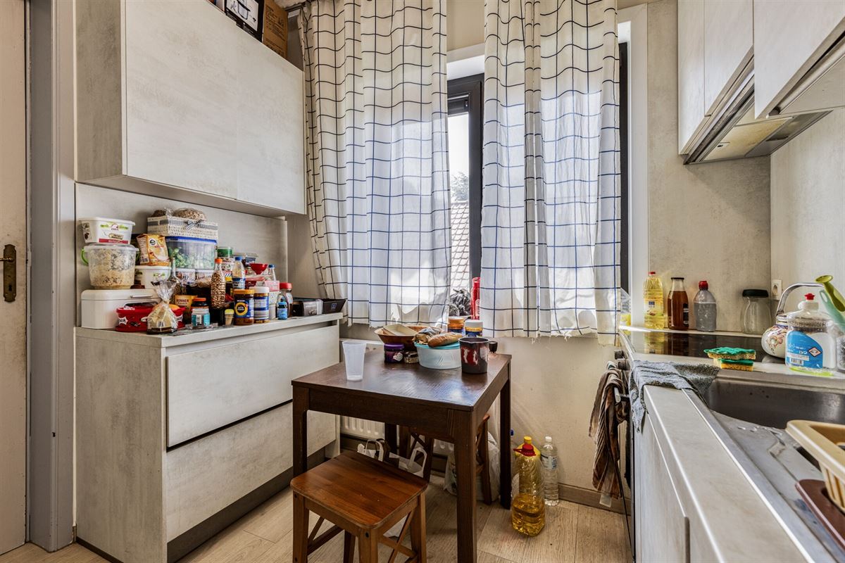 Te renoveren appartement in Wemmel