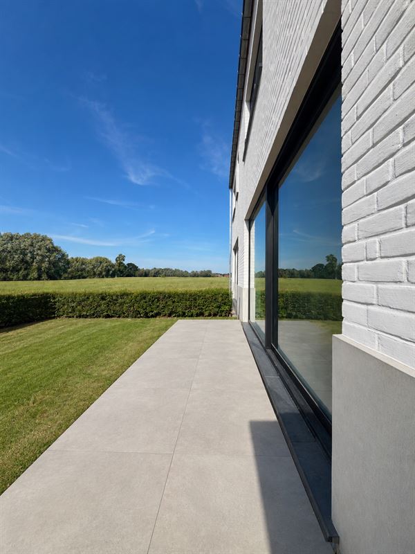 Moderne nieuwbouwwoning in groen Meise