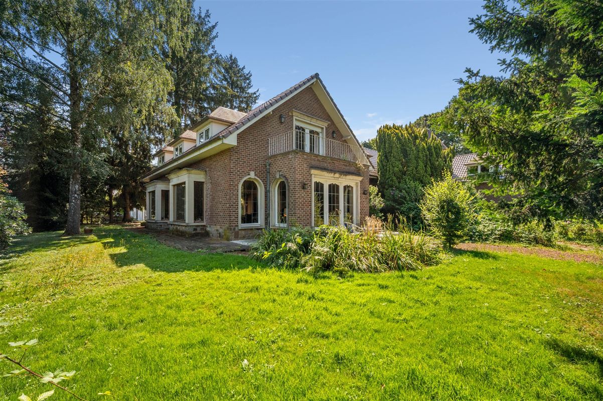 Charmante te renoveren woning in Oppem